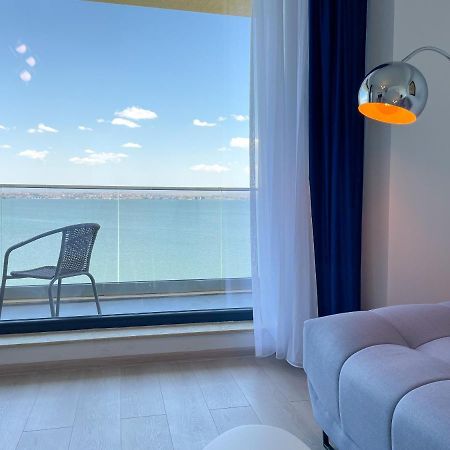 Azure Sea Apartments - Bychoice Mamaia Esterno foto