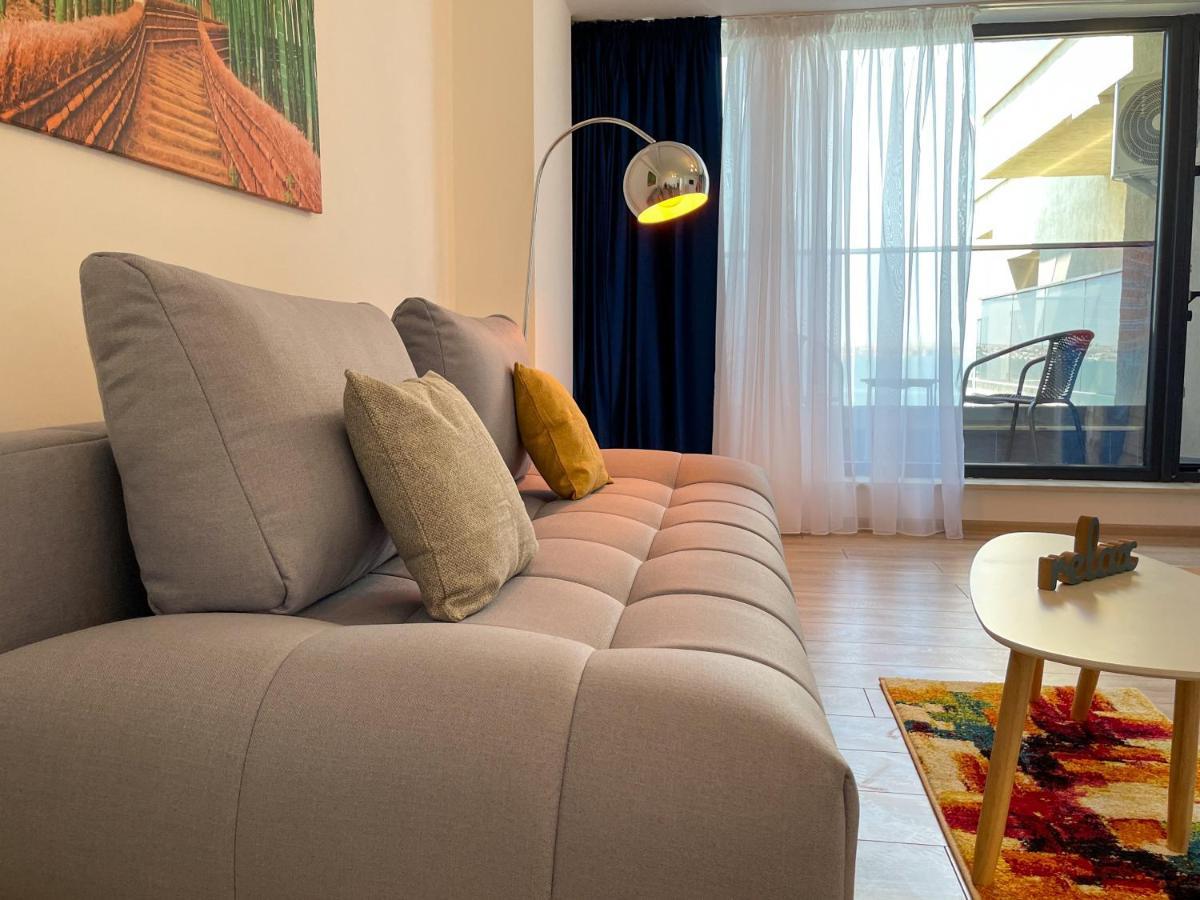 Azure Sea Apartments - Bychoice Mamaia Esterno foto