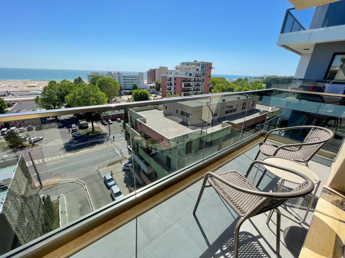 Azure Sea Apartments - Bychoice Mamaia Esterno foto