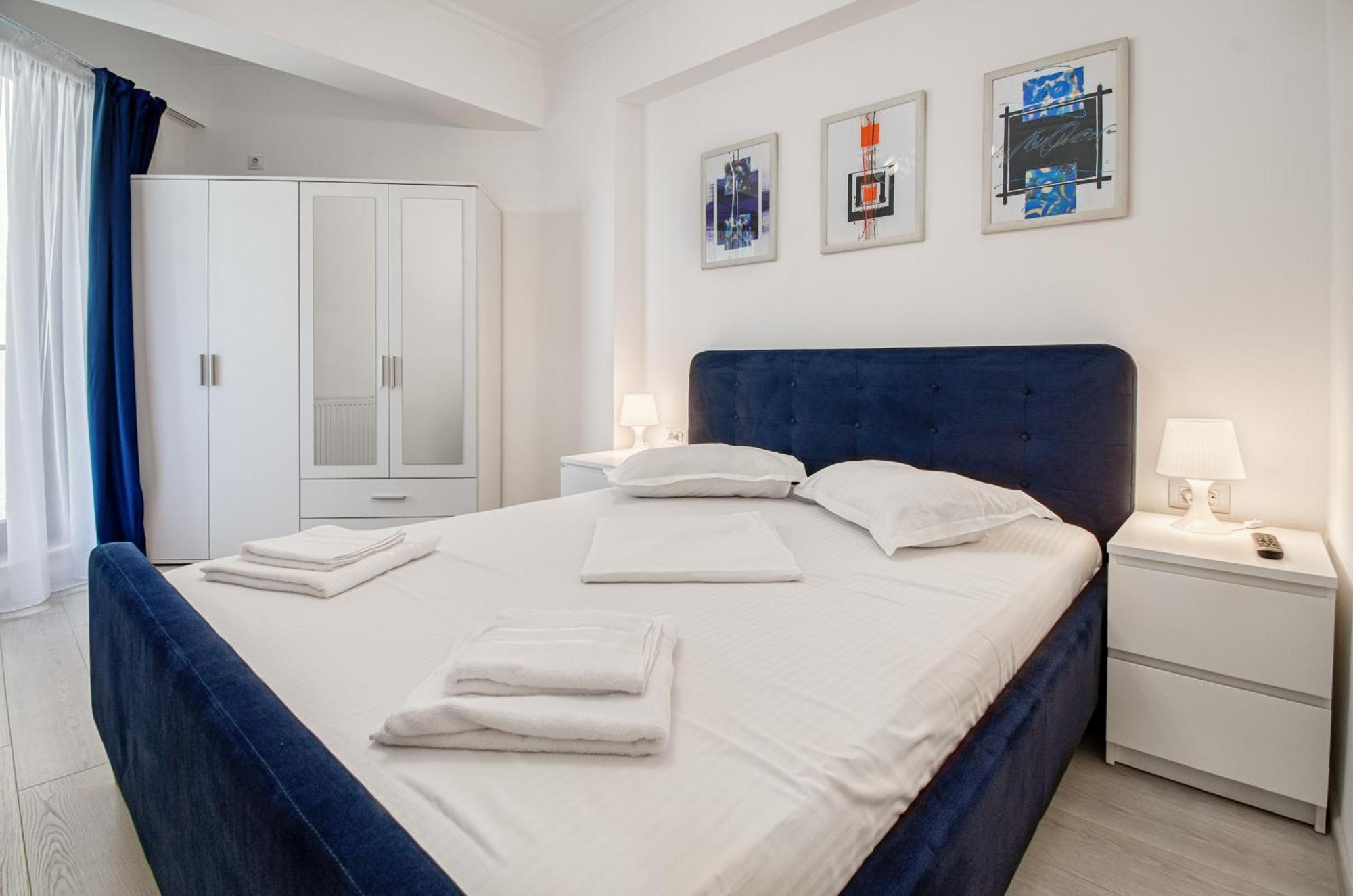 Azure Sea Apartments - Bychoice Mamaia Esterno foto