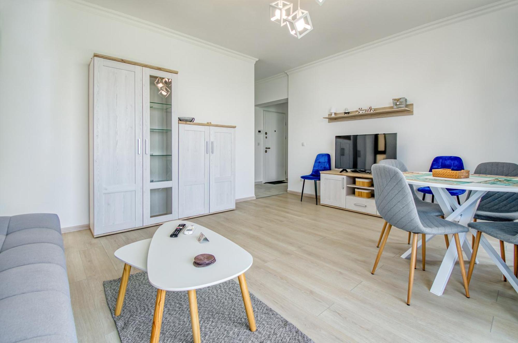 Azure Sea Apartments - Bychoice Mamaia Esterno foto